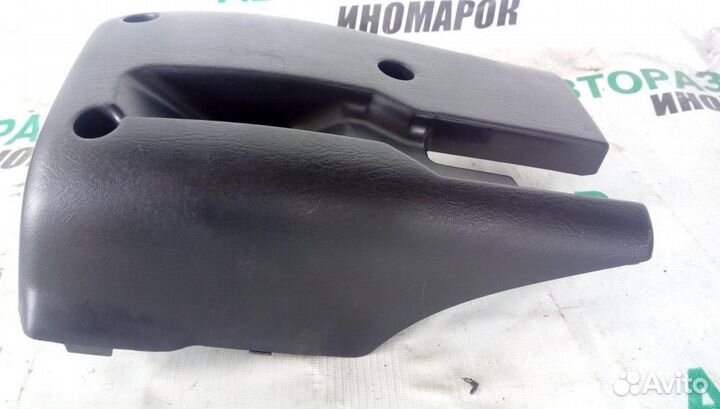 Кожух рулевой колонки нижний для Mazda BT-50 2006