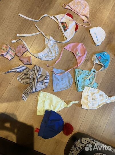 Шапочки чепчики царапки носочки панамки