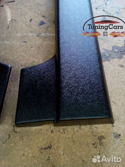 Накладки на пороги Пластиковые на Ford Focus II