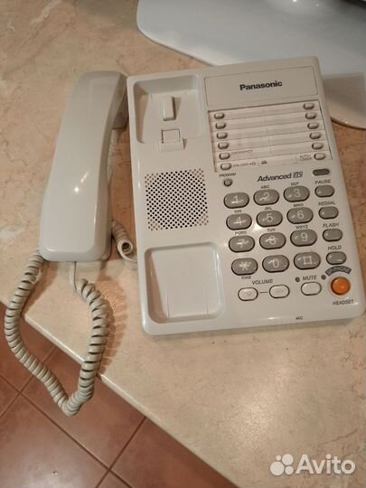 Стационарный телефон panasonic