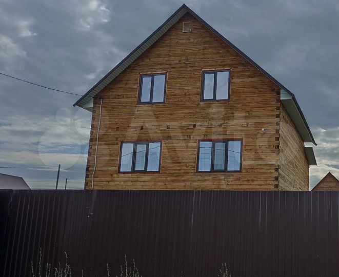 Дом 140 м² на участке 10 сот.