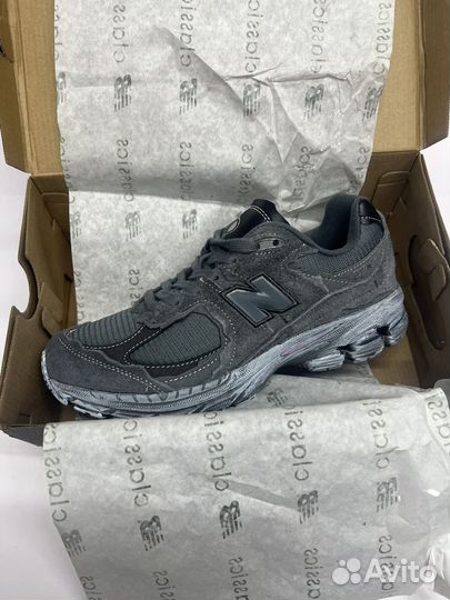 Кроссовки new balance 2002r