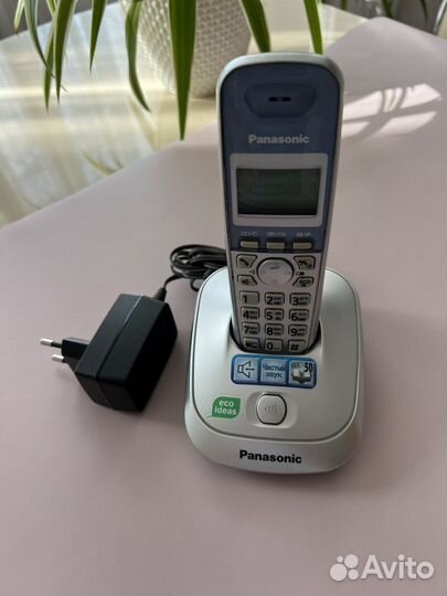 Радиотелефон panasonic