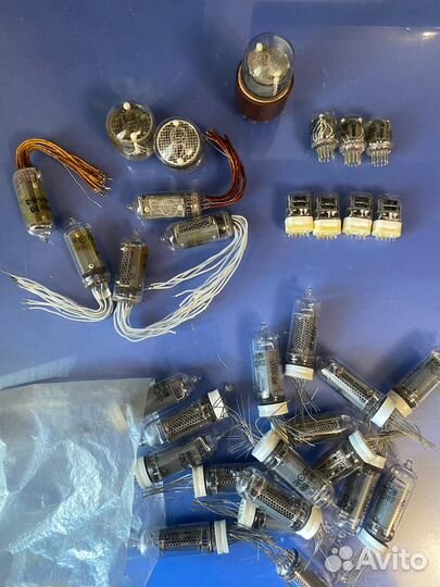Радиодетали СССР, радиолампы ин-19, ин-4, и т.д