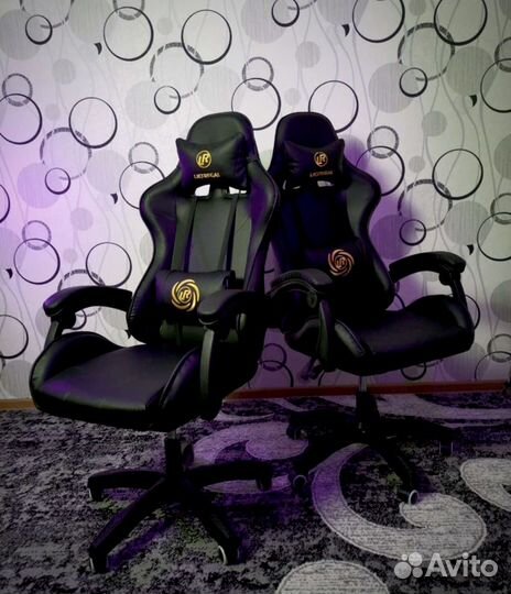 Компьютерное кресло игровое для геймера