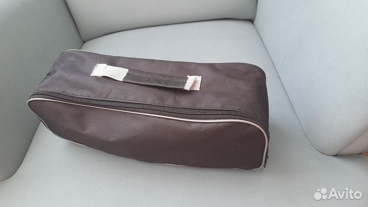 Автомобильный пылесос