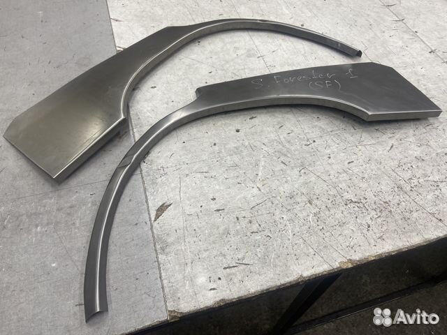 Subaru Forester SF арки задних крыльев правый