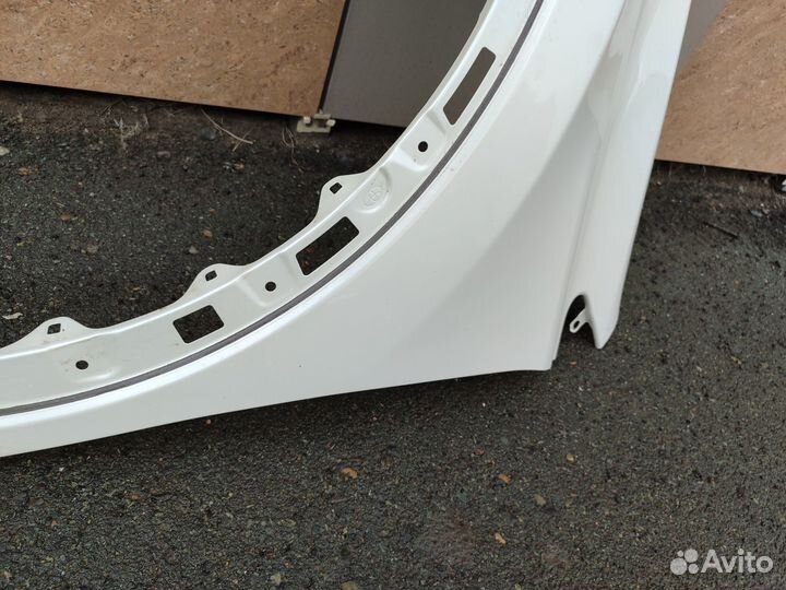 Крыло переднее левое Toyota RAV4 40 2012-19