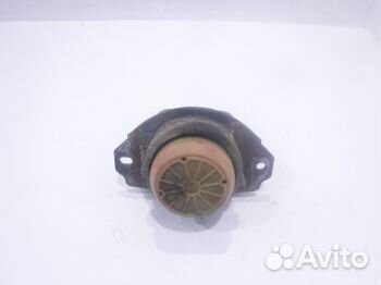 Подушка двигателя