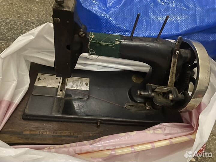 Швейная машина попова