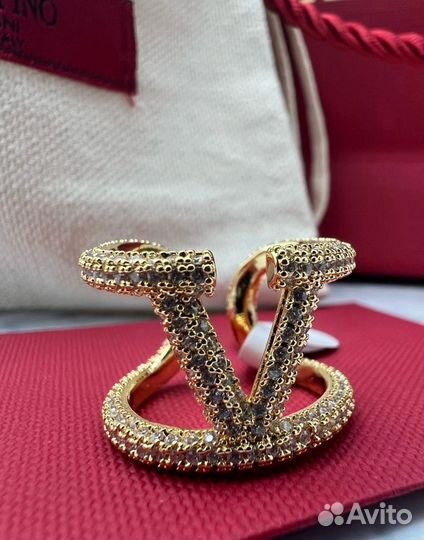 Кольцо Валентино