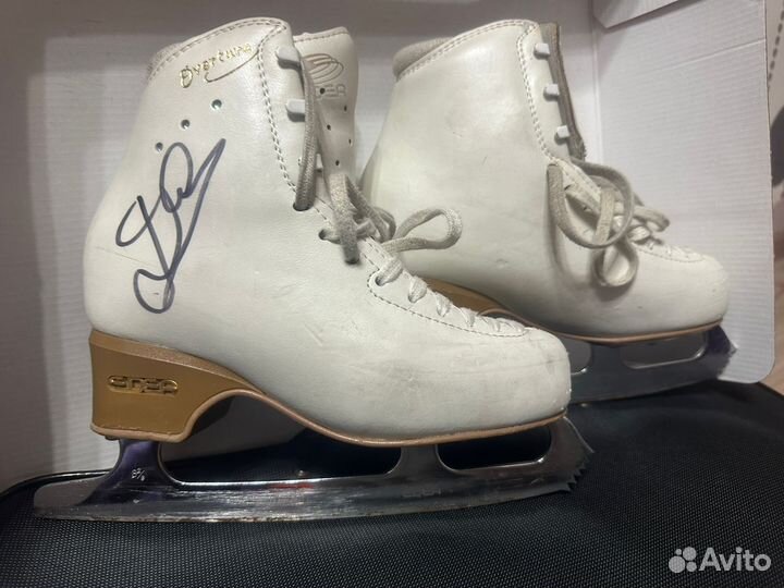 Коньки фигурные