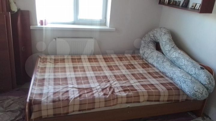 Дом 15 м² на участке 1 сот.