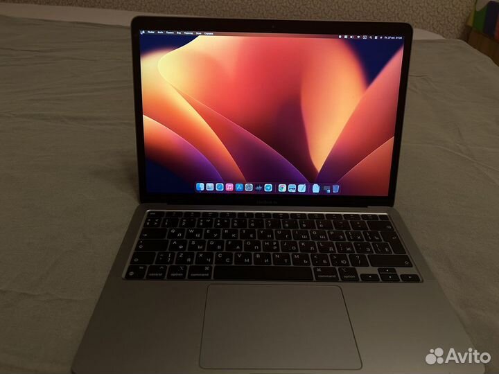 Apple macbook air 13 m1