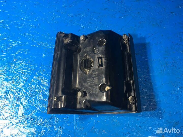 Задний правый Range Rover L322 09-12г