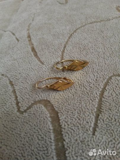 Золотые серьги Ромбики