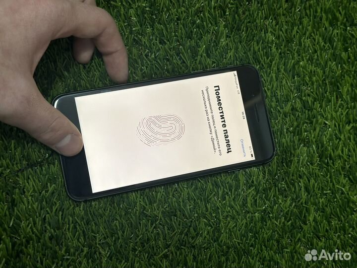 iPhone 8 Plus, 64 ГБ