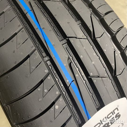 Nokian Tyres Hakka Blue 3 SUV 225/55 R18 98V