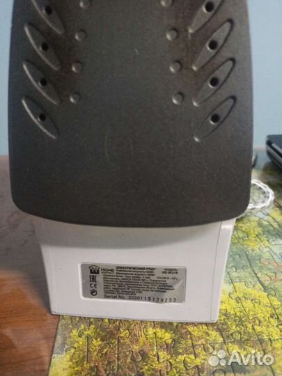 Утюг home element HE-IR216