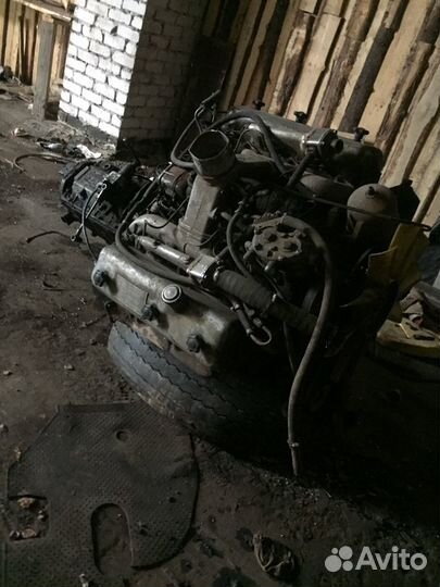 Двигатель с коробкой ямз
