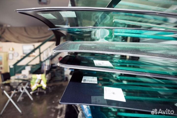 Sisecam skoda octavia A8 5D хб 2020- Стекло зад.дв