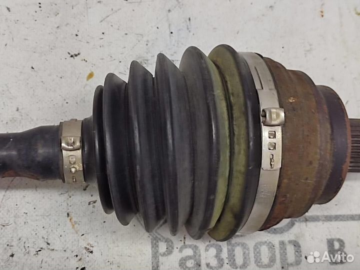 Привод передний левый w251 R-class 642.950 02.2