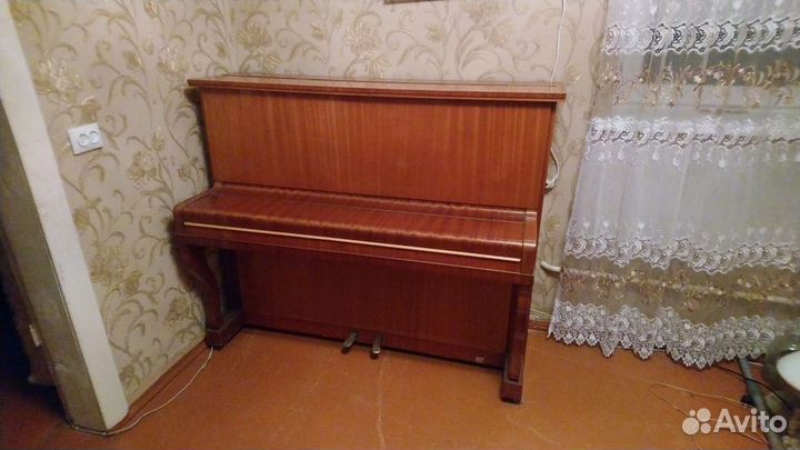 Продам пианино Legnica