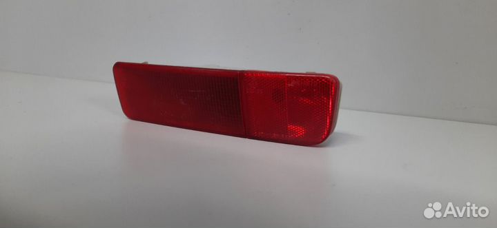 Фонарь задний в бампер правый Mitsubishi Outlander