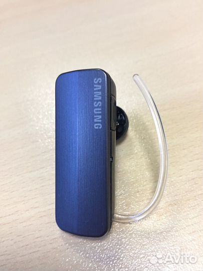 Беспроводная гарнитура samsung