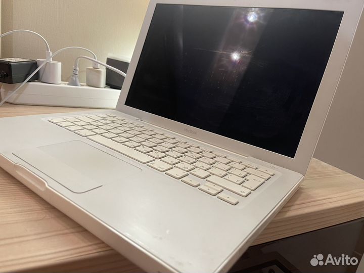 Ноутбук apple macbook A1181