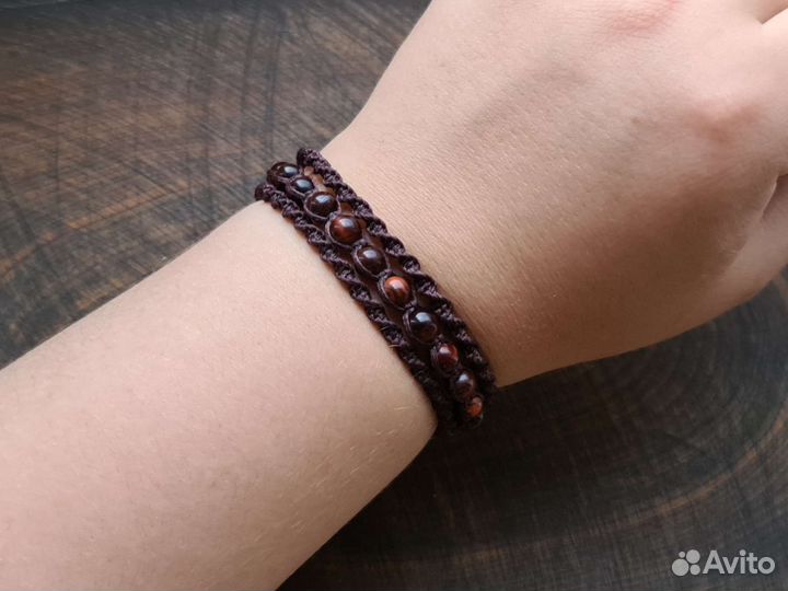 Браслеты с натуральными камнями в технике макраме