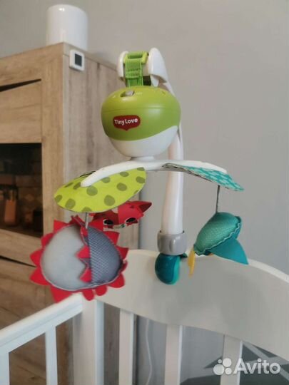 Мобиль на кроватку Tiny love