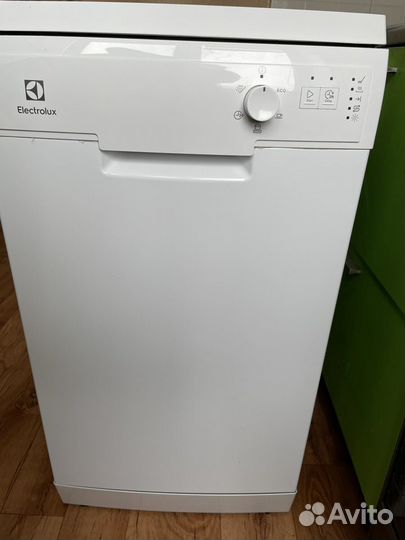 Посудомоечная машина Electrolux 45