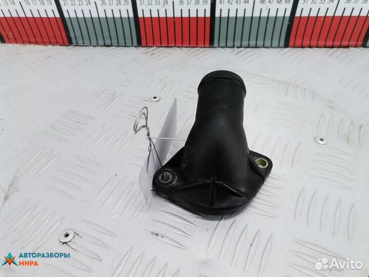 Корпус термостата Volkswagen Passat B5 1998