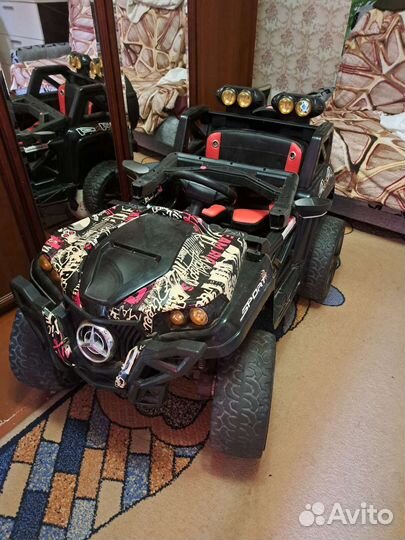 Детская машина на аккумуляторе