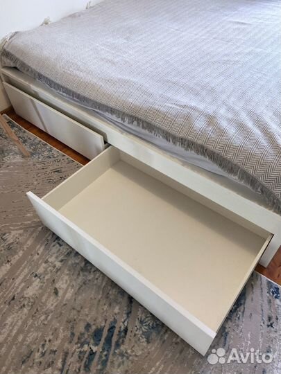 Кровать IKEA malm 180х200