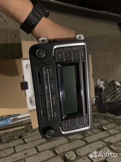 Штатная магнитола vw polo Rcd220 cd1113