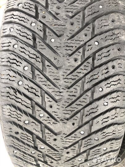 Nokian Tyres Hakkapeliitta 8 235/55 R17 103T