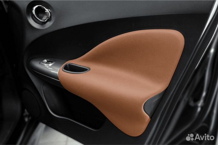 Чехлы на Nissan Juke