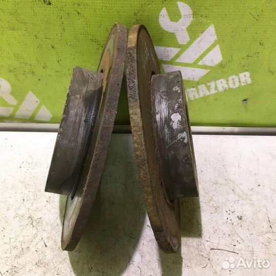 Диск тормозной передний не вентилируемый Фольксв