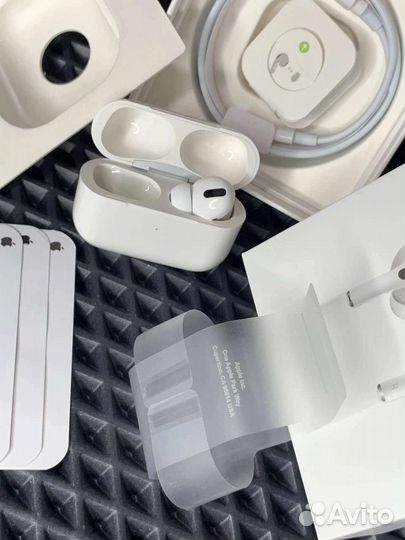 Запечатанные наушники Airpods Pro
