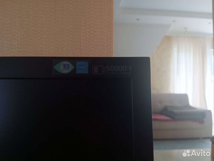 Монитор Samsung