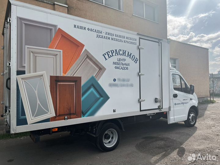 Рекламные наклейки на авто (брендирование авто)