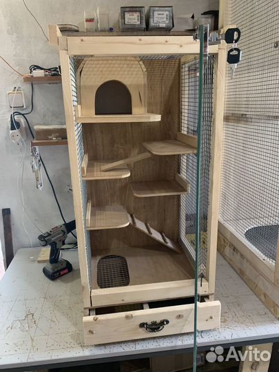 Витрина для шиншилл