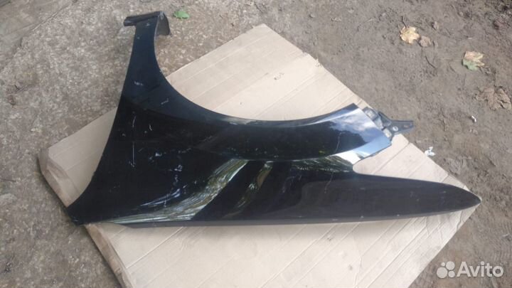 Крыло переднее чёрное Honda
