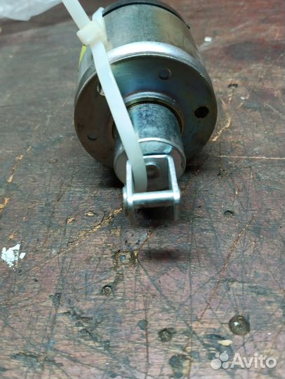 Втягивающее реле стартера ваз 2108