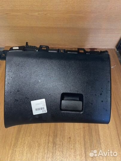 Бардачок Opel Astra J A16XER 2011