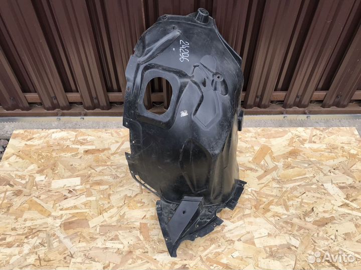 Локер передний правый Skoda Karoq