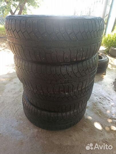 Continental ContiWinterViking 2 205/60 R16