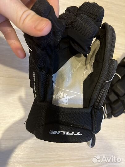 Краги хоккейные True Catalyst